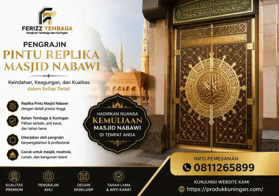 Pengrajin Pintu Replika Masjid Nabawi